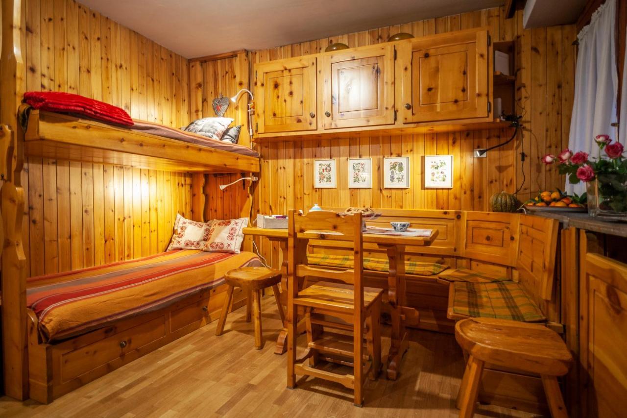 Casa-Chalet, In Centro A Courmayeur! Exterior foto